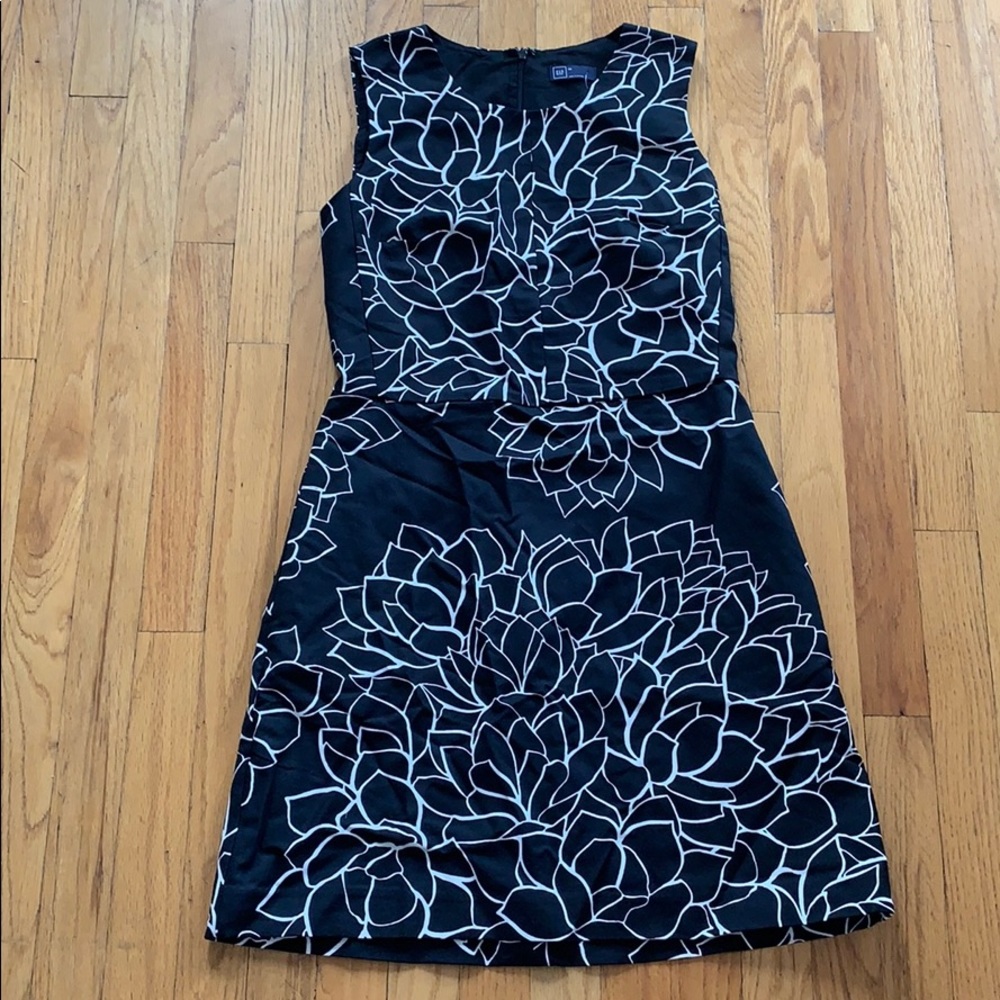 Gap Floral Party Shift Dress